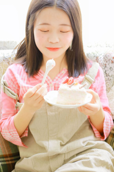 一边吃奶一边躁狂